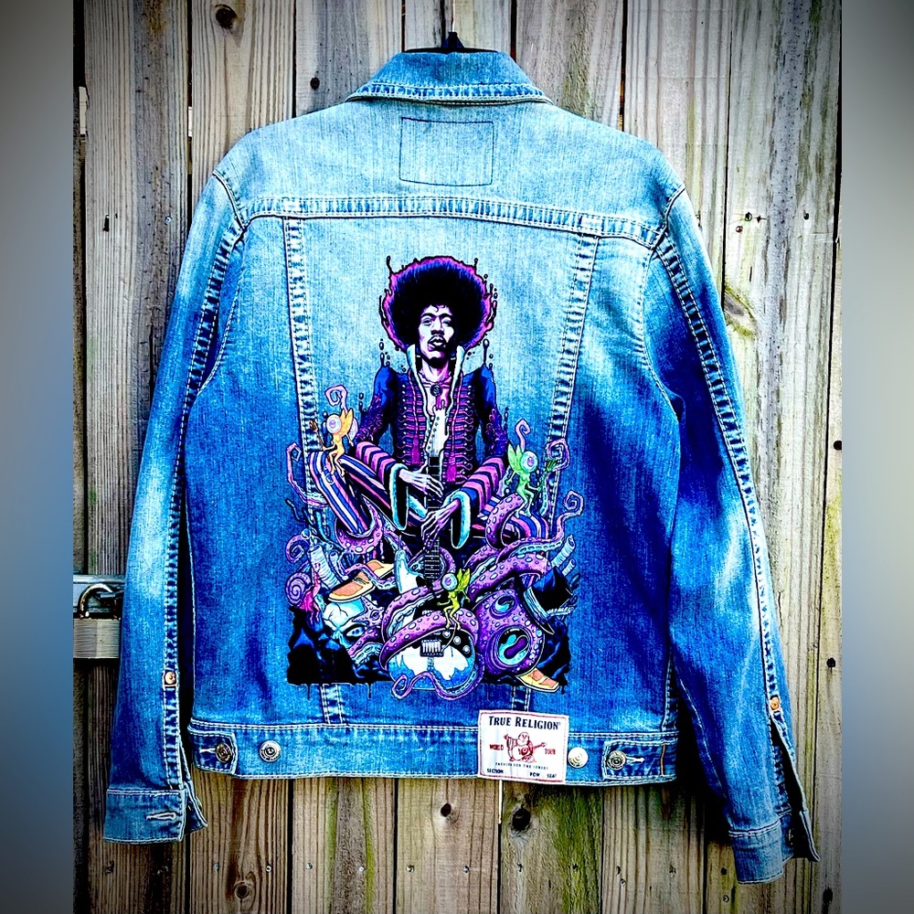 True Religion M Size a ONE-of-a-KIND “Jimi Hendrix”print on back.New no tags.